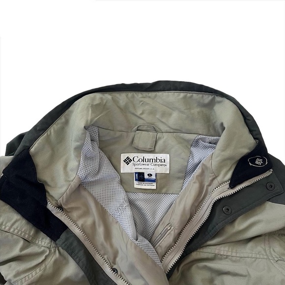Columbia green double whammy jacket 
Size- men’s large - Picture 2 of 4